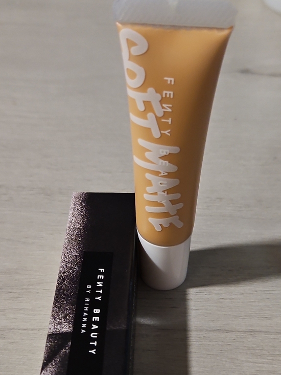 Fenty Beauty Other - Fenty Beauty Soft Matte Concealer — Warm Beige Tube